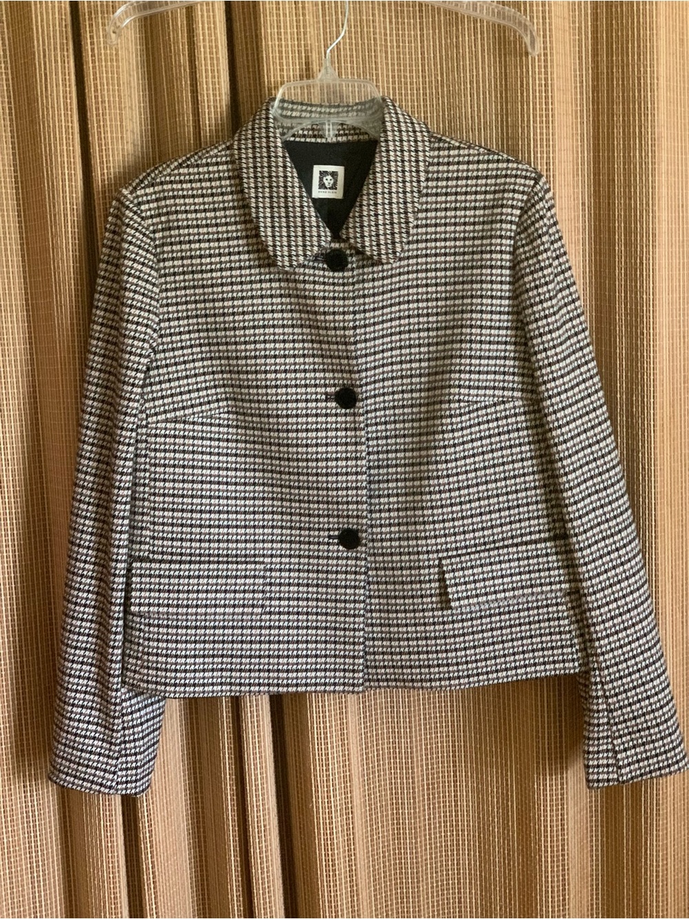 Anne Klein Black, Brown, Off-White Houndstooth Cropped Blazer